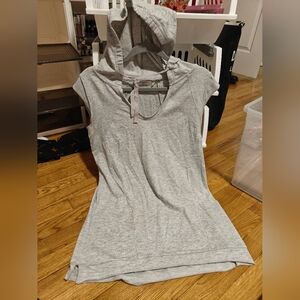 Simply Vera Wang Heather Gray Hooded Women's Top With Pockets Size Small
